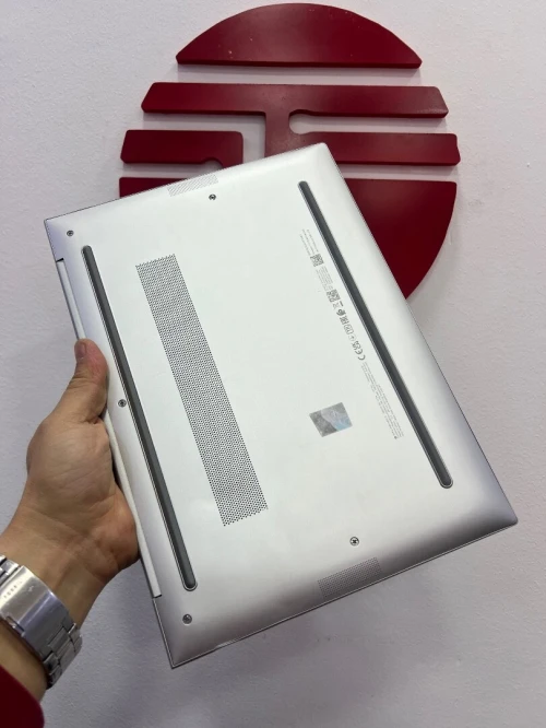 HP ELITEBOOK 830 g9 TACTILE i5 12emVPRO RAM 16gb ddr5 nvme 256gb