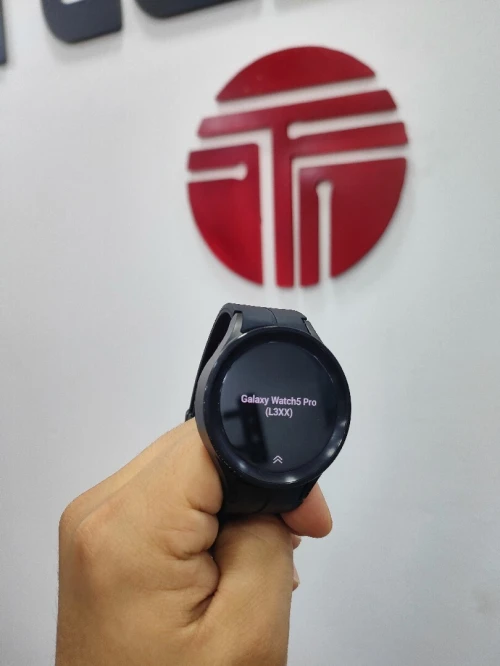Montre Galaxy watch 5 pro 45 mm 