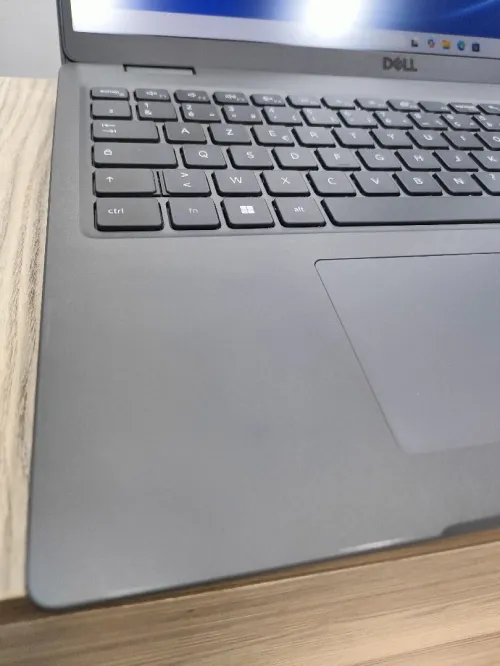 Dell latitude 3540 i5 13em 16gb ssd256