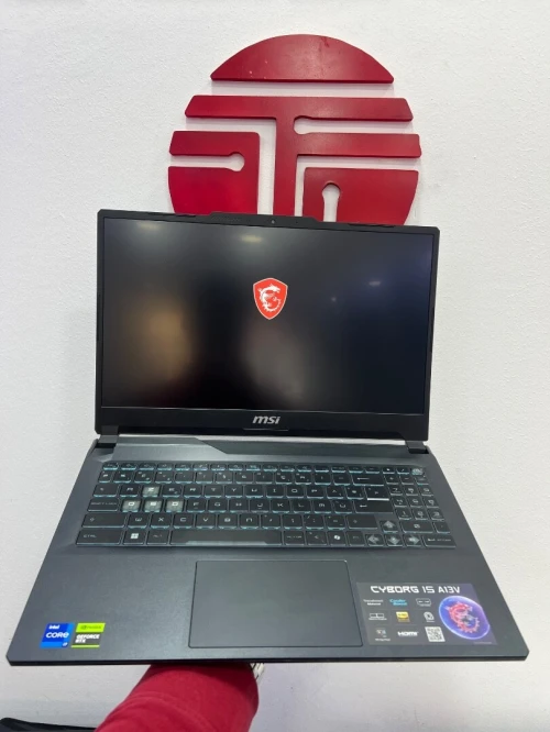 MSI CYBORG 15 CPU I7 13em RAM 16gb NVME 512gb RTX 4050