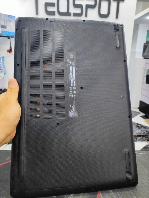 Acer Aspire 3 i5 10em 8gb ssd 128+HDD1tb 
