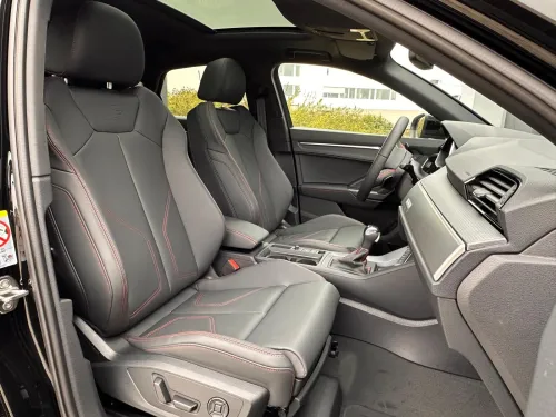 Audi Q3 2026 S LINE