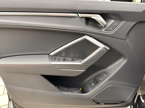 Audi Q3 2026 S LINE