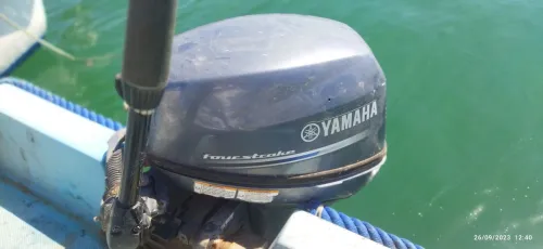 Yamaha 8 cv 2014
