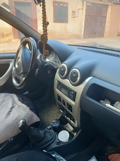 Dacia Logan 2012 A