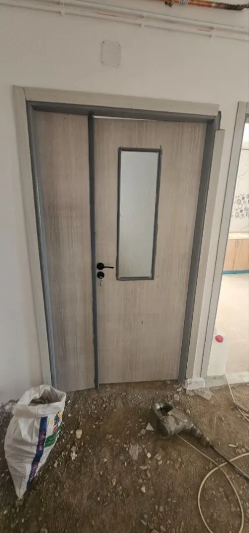Porte MDF & cadre 7cm