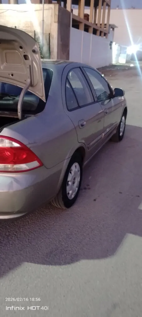 Nissan Sunny 2012 