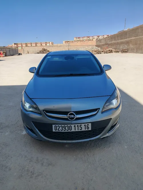 Opel Astra 2015 COSMO