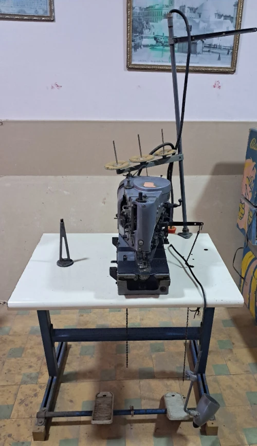 MACHINE A COUDRE