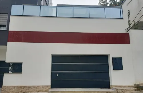 porte sectionnelle / rideau électrique / porte automatique 