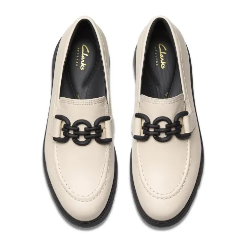 Clarks - Loriini Izzy Cream Leather