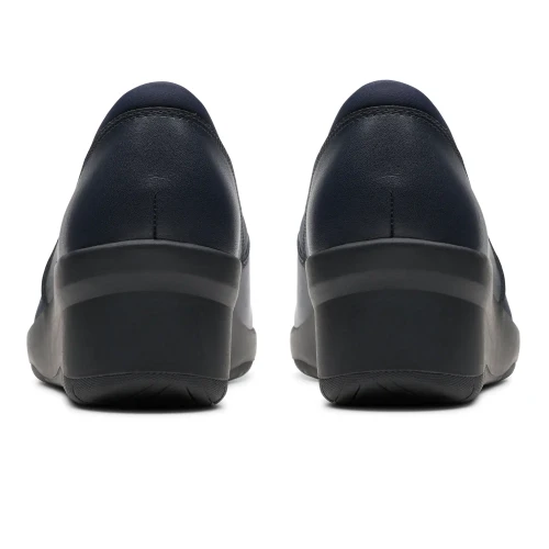Clarks - Suttyn Walk Navy Leather