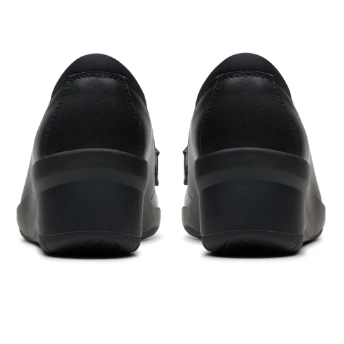Clarks - Suttyn Penny Black Leather