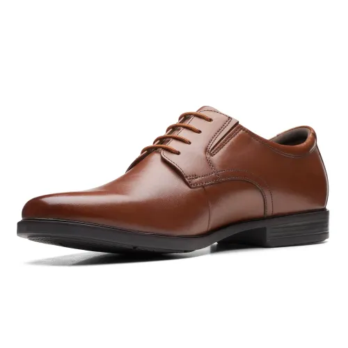 Clarks - Howard Walk Dark Tan Lea