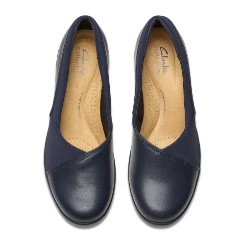 Clarks - Suttyn Walk Navy Leather