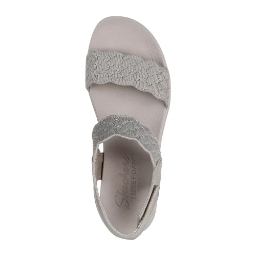 Skechers - Arya – On The Rise