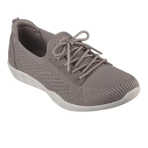 Skechers - Newbury St – Casually