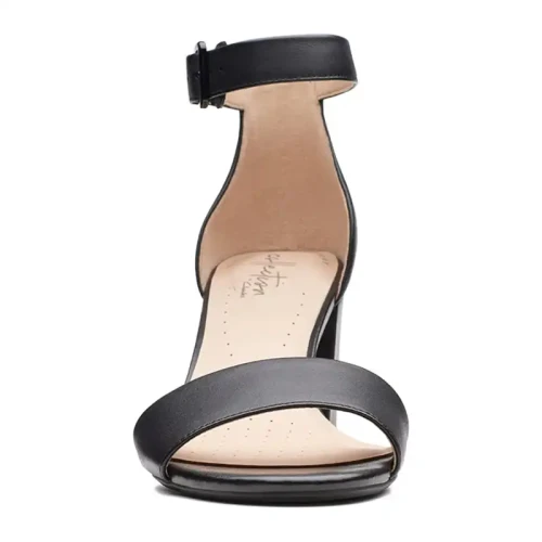 Clarks - Deva Mae Black Leather