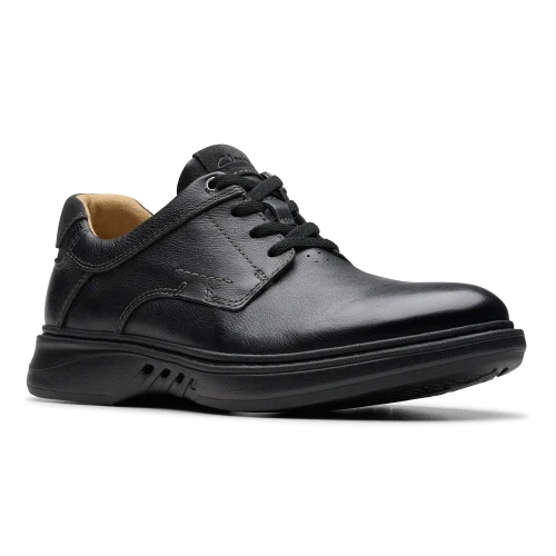 Clarks - Un Briley Pace Black Leather