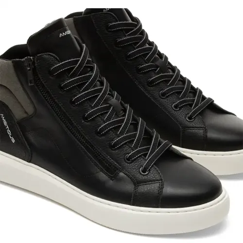 Ambitious - Eclipse Black