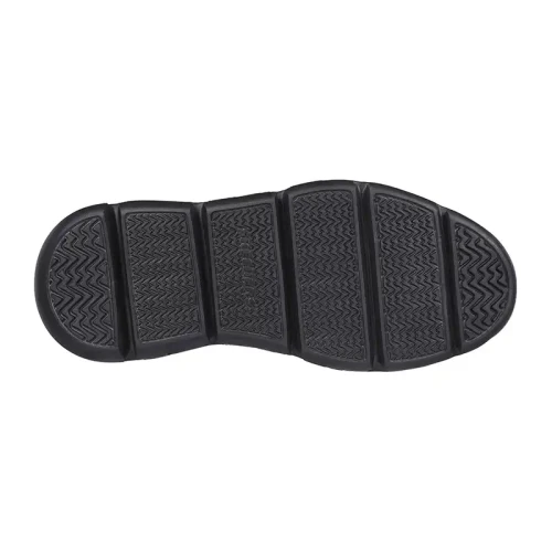 Skechers - Garza – Gervin