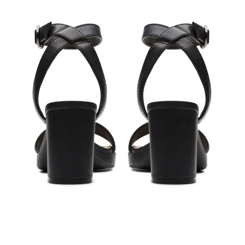 Clarks - Ambyrlyn Bay Black Leather