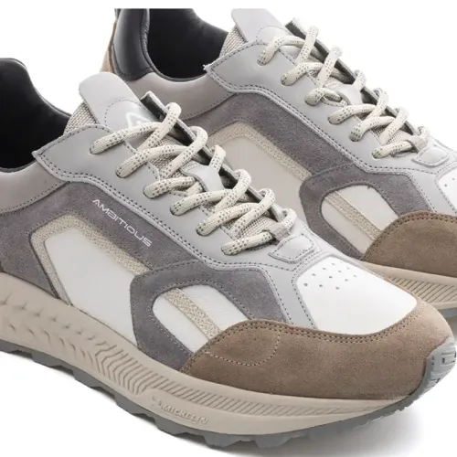 Ambitious - Venture Taupe/Offwhite