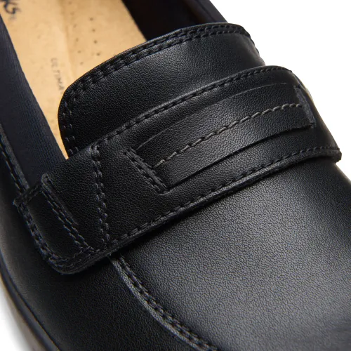 Clarks - Suttyn Penny Black Leather