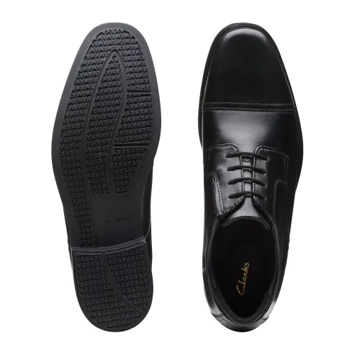 Clarks - Howard Cap Black Leather