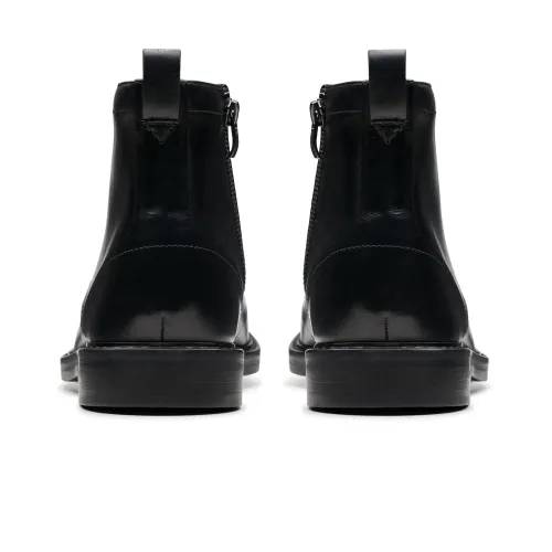 Clarks - Aldwin Cap Black Leather