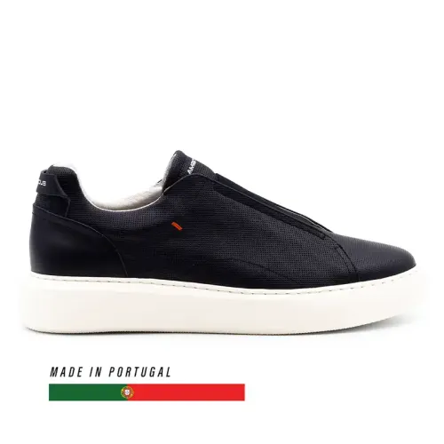 Ambitious - Eclipse Slip – On Sneaker