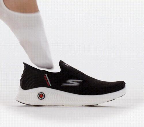 Skechers - Go Walk Anywhere