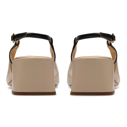 Clarks - Nyta45 Sling Sand Combi Lea