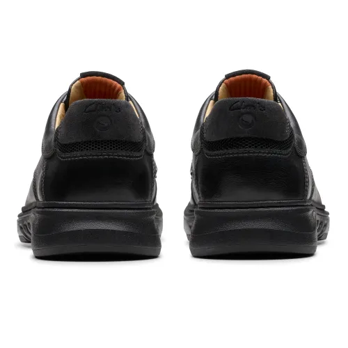 Clarks - Un Briley Pace Black Leather