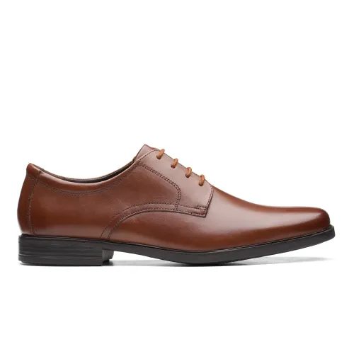 Clarks - Howard Walk Dark Tan Lea