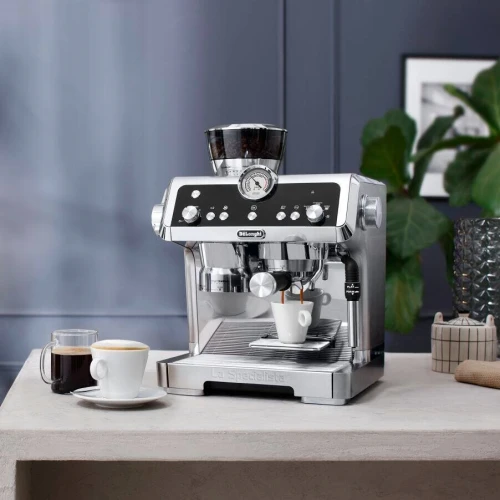 CAFETIÈRE A BRAS DELONGHI LA SPECIALITA 1450W EC9335.M