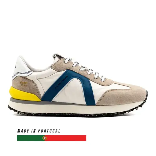 Ambitious - Rhome Retro Runner