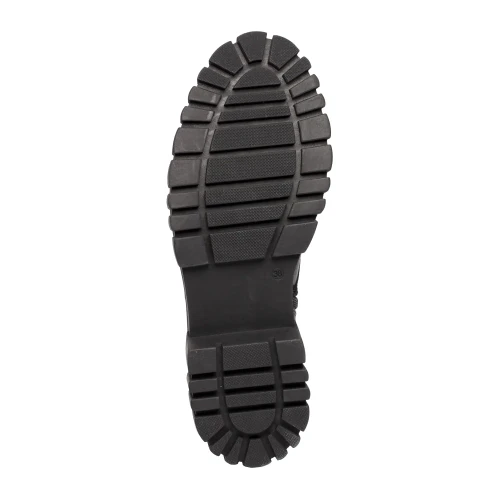 Clarks - Page Top Black Leather