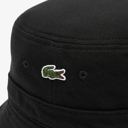 Lacoste Bob en Piqué