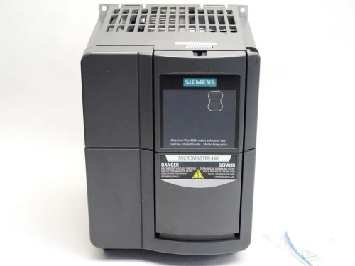 Variateur Siemens 2.2Kw 6SE6440-2AB22-2BA1 Pro