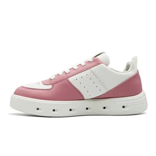 Ecco - Street 720 W Old Rose