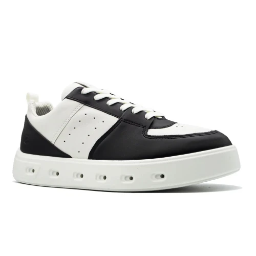 Ecco - Street 720 W