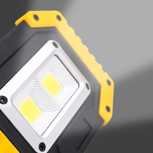 Pack de 2 Lampe LED de travail rechargeable 30W avec batterie de sécurité avec 3 modes de lumière
