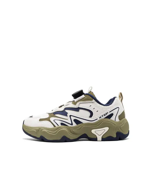 Xtep - Outdoor Shoes