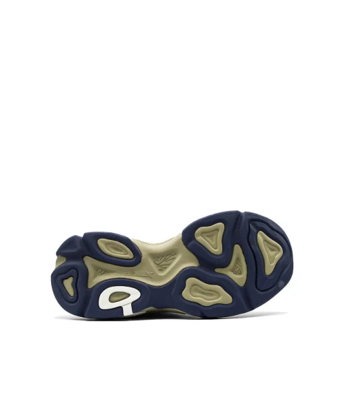 Xtep - Outdoor Shoes
