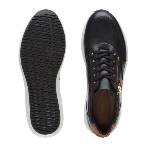 Clarks - Un Rio Zip Black Leather