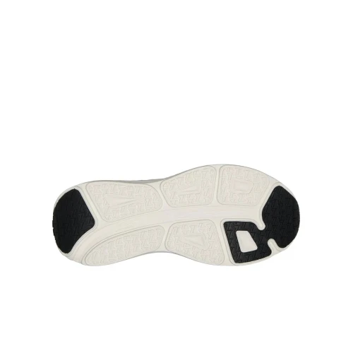 Skechers - Max Cushioning Endeavour