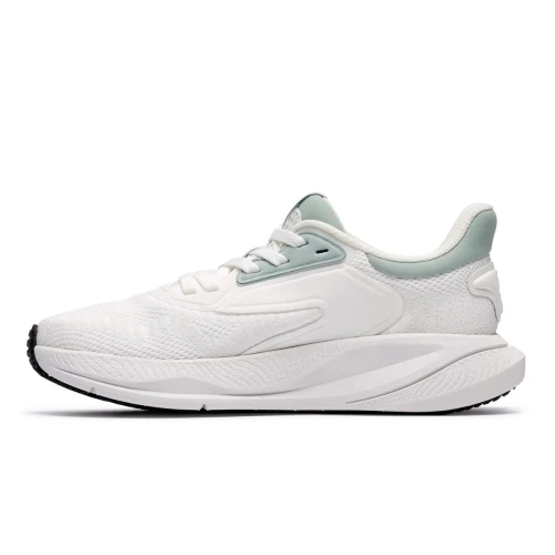 Clarks - Pace Move. White