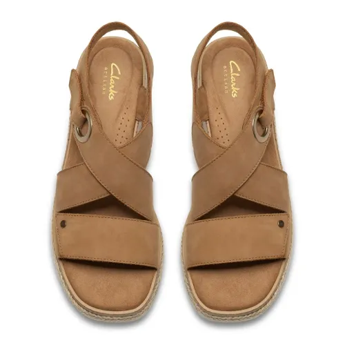 Clarks - Kidiki Sun Tan Nubuck