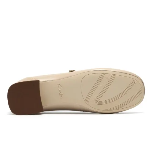Clarks - Daiss30 Bar Beige Patent